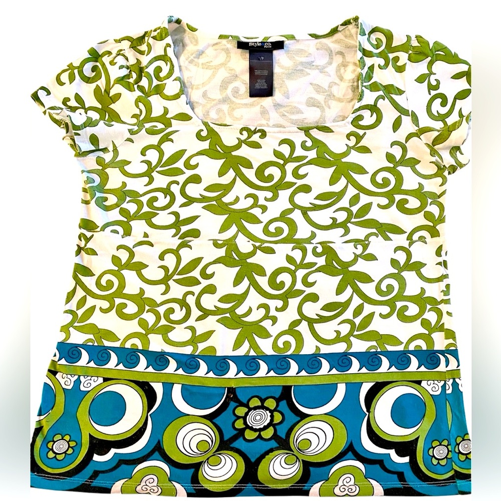 2/$15Cotton T-shirt S/M